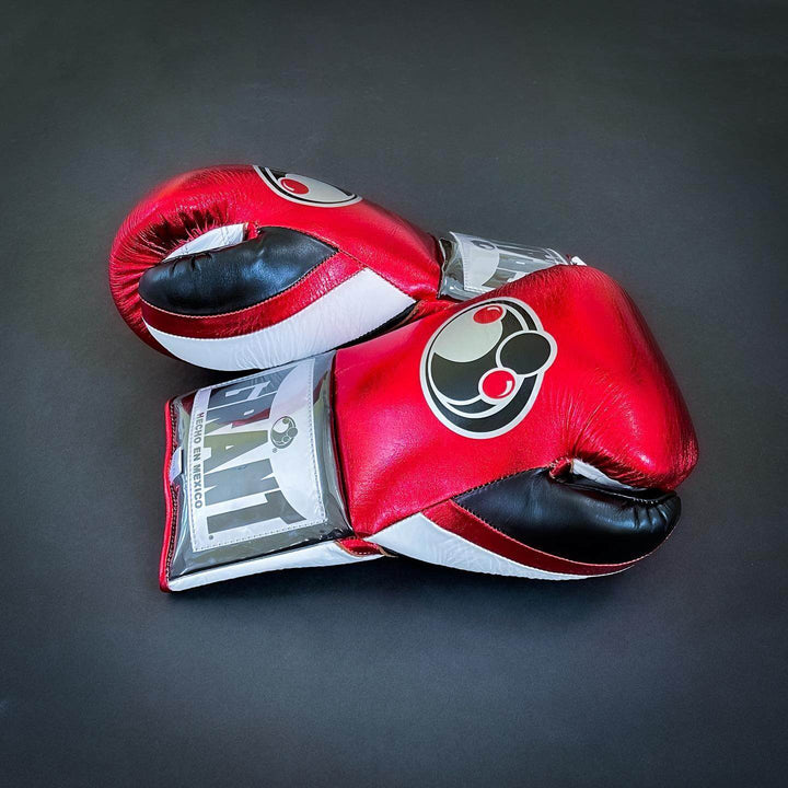 Grant Boxing Gloves Red/White/Black