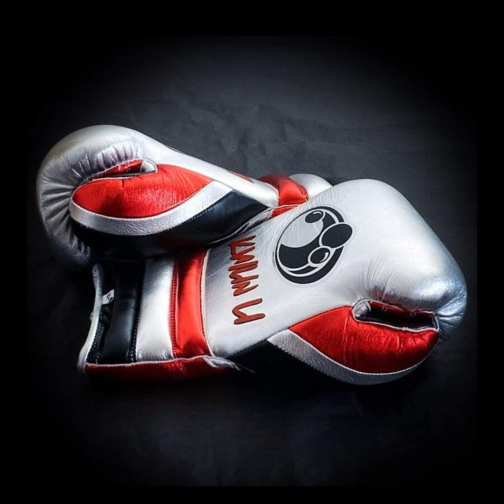 Grant Boxing Gloves Silver/Red/Black