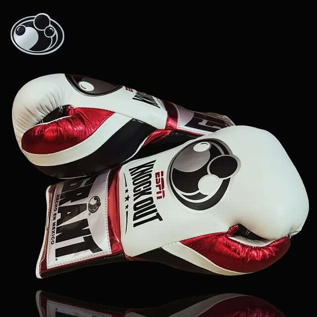 Grant Boxing Gloves White/Black/Red