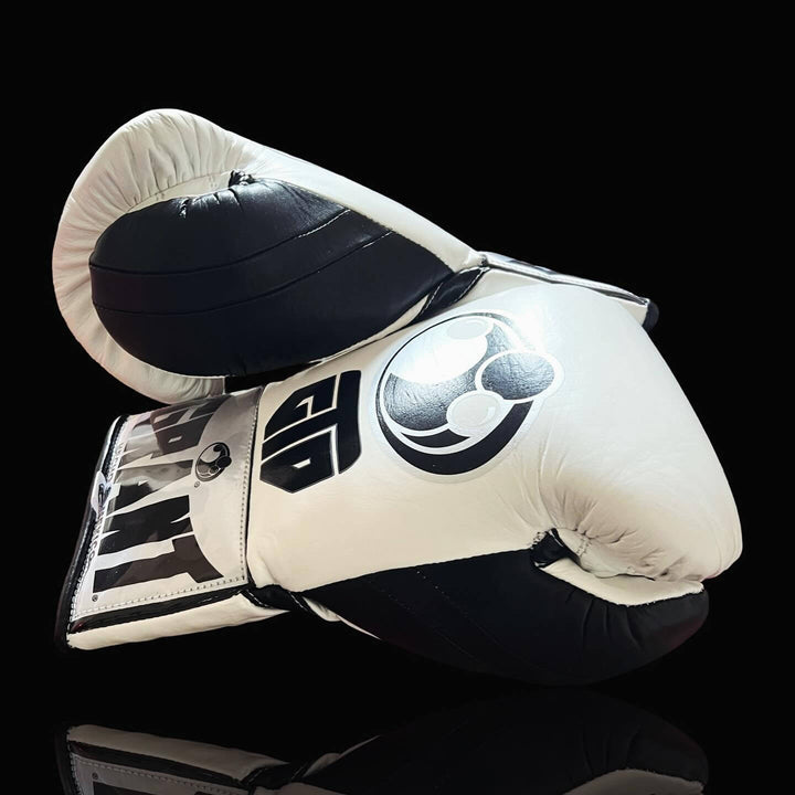 Grant Boxing Gloves White/Black