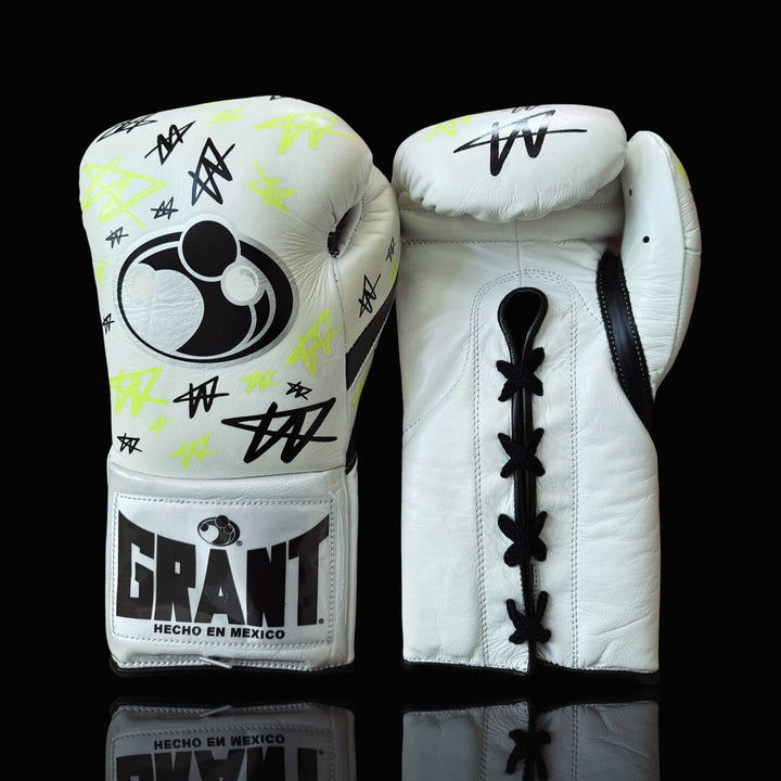 Grant Boxing Gloves White/Black/Green