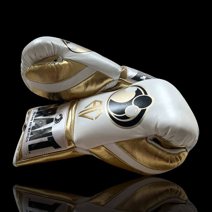 Grant Boxing Gloves White/Gold
