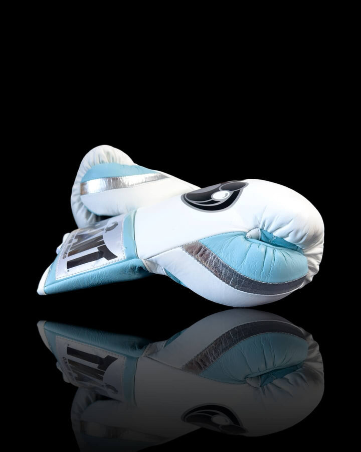 Grant Boxing Gloves White/Blue
