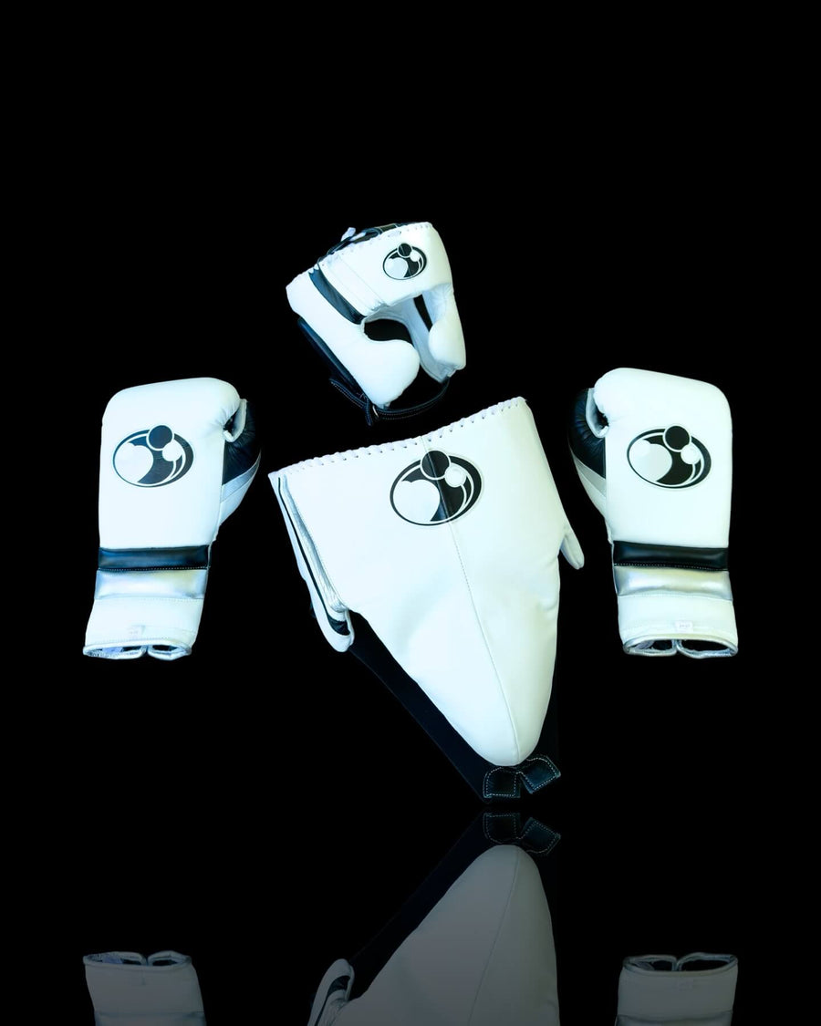 Grant Boxing Set White/Silver/Black